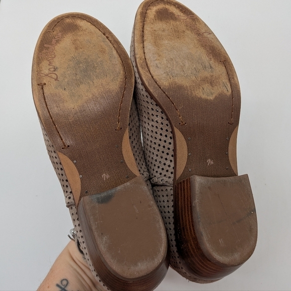 Sam Edelman Paula tan perforated suede leather wedge heel ankle boot 7.5 - Picture 9 of 12